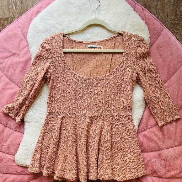 Kimchi Blue Tops - Kimchi Blue Elegant Lace Peplum Top
